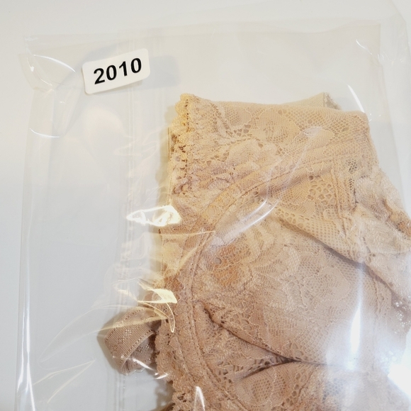 BARELY BREEZIES Biege Underwired Lace bra size 34C - Picture 8 of 8